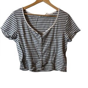 Levi’s cropped shirt XL